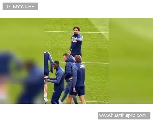 巴黎官方更新登贝莱恢复进展阿什拉夫杜埃继续单独训练